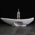 Layout basin with white ceramic faucet beach Feuille
