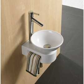 Olys Vasque set and towel holder