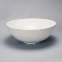White ceramic bowl set-up vasque