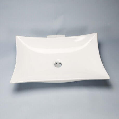 Ceramic flooring pan with beach faucet Wing