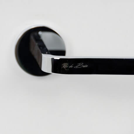 Anse chromed towel holder
