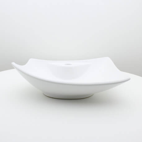 Ceramic flooring pan Matt white sheet on Rue du Bain