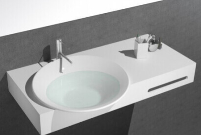 Vasque suspendue : Style et gain de place dans votre salle de bain moderne.